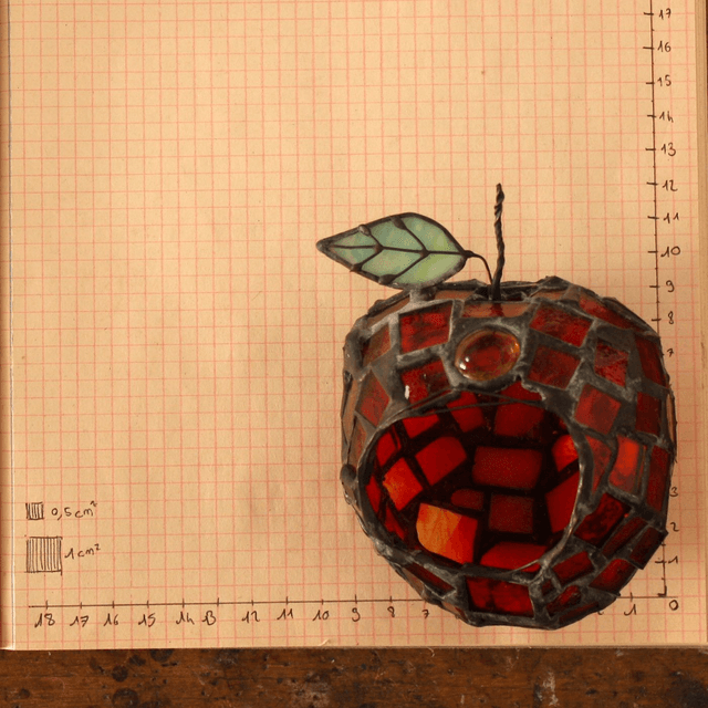 La Pomme Empoisonée