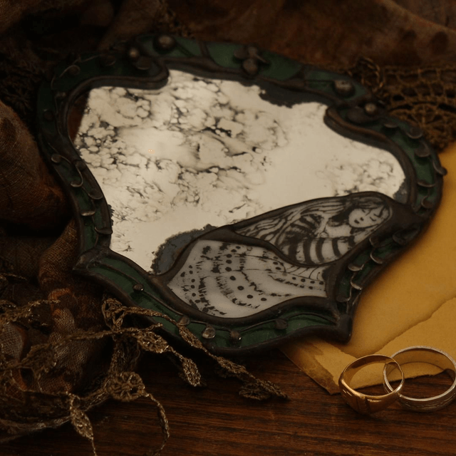 Le miroir enchanté 