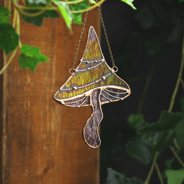 Champignon du sorcier jeune